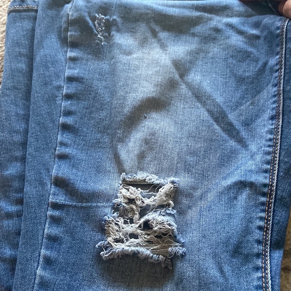 Light Blue Ripped Jeans - Picture 4 of 9